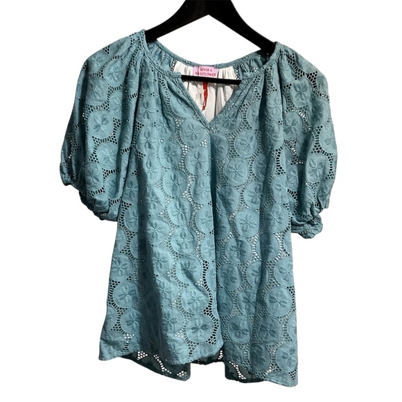 Never A Wallflower Tops - Never a Wallflower Gathered V-Neck Top Beryl Blue Eyelet Size XS